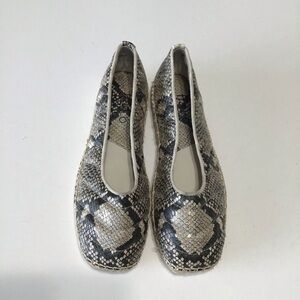 Franco Sarto speed drill flat reptile size 6M animal print flat loafer